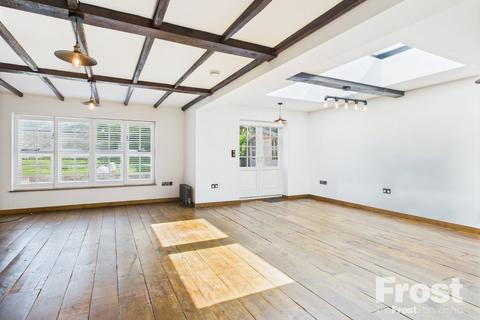 3 bedroom house to rent, Falcon Cottage, Village Road, Denham, UB9
