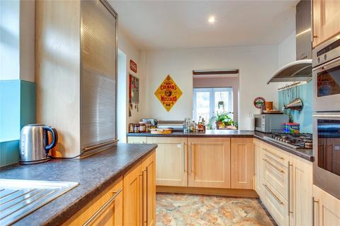 4 bedroom bungalow to rent, The Green, Henley-on-Thames RG9