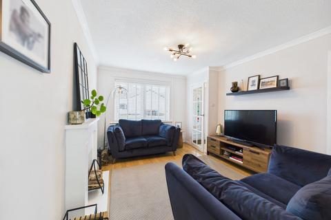 8 Braefoot, Girdle Toll, Irvine, KA11 1BY