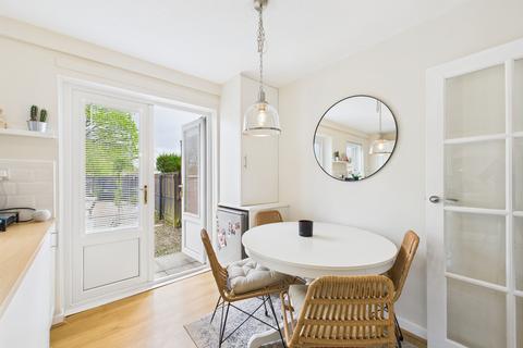 8 Braefoot, Girdle Toll, Irvine, KA11 1BY