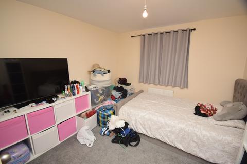 2 bedroom flat for sale, Aldykes, Hatfield AL10