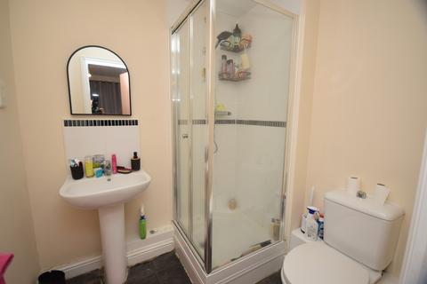 2 bedroom flat for sale, Aldykes, Hatfield AL10