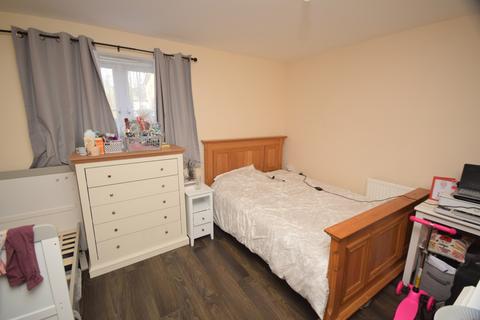 2 bedroom flat for sale, Aldykes, Hatfield AL10