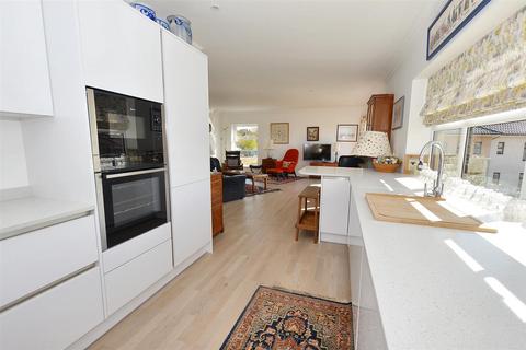 2 bedroom flat for sale, Barclay Court Gardens, Cromer