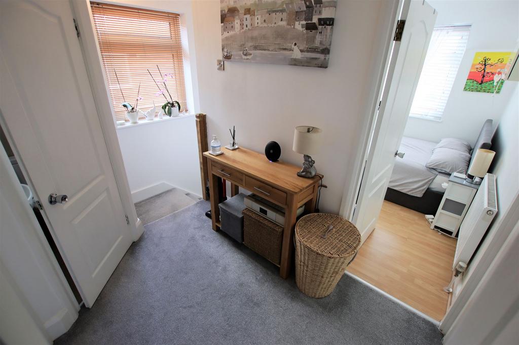 1st Floor Landing
