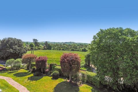 2 bedroom retirement property for sale, Sussex Road, Petersfield, Hampshire