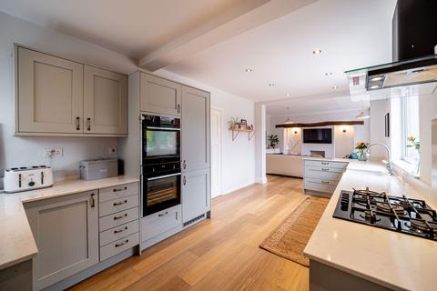 159 Maney Hill Road, Sutton Coldfield, B72 1JW
