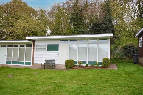 2 bedroom chalet for sale, Overstrand Road, Cromer