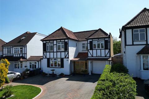 4 bedroom detached house for sale, Queens Walk, London NW9