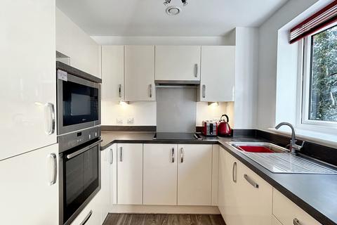 2 bedroom apartment for sale, Beaulieu Road, Dibden Purlieu, SO45