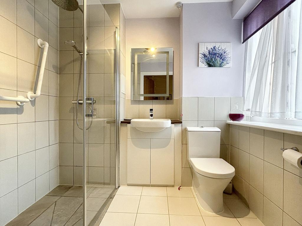 Ensuite