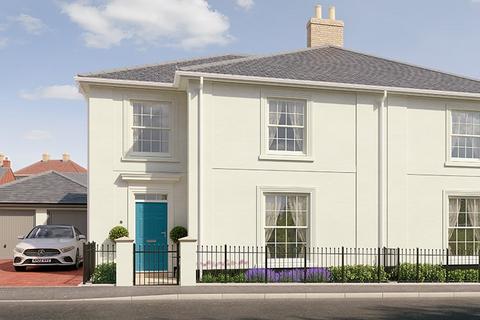 4 bedroom semi-detached house for sale, Mountbatten Park, Hoe Lane, North Baddesley, Hampshire, SO52
