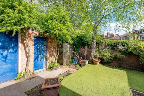 4 bedroom semi-detached house for sale, Woodside Avenue, Heworth, York YO31 0QS