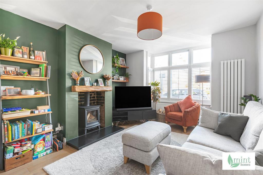 Mint homes-38 station road-kt14 13 .jpg