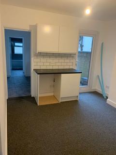 2 bedroom terraced house to rent, Brompton Lane, Rochester ME2