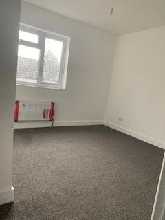 2 bedroom terraced house to rent, Brompton Lane, Rochester ME2