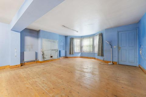 5 bedroom semi-detached house for sale, Brixton Water Lane, SW2