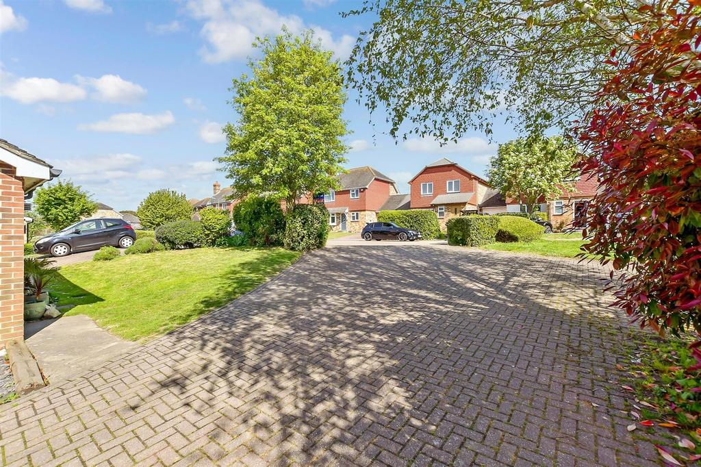 Driveway/Parking