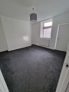 3 bedroom terraced house to rent, High Street, Treorchy, Rhondda Cynon Taff. CF42 6NU