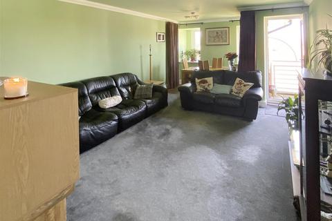 2 bedroom apartment for sale, Harsfold Road, Rustington BN16