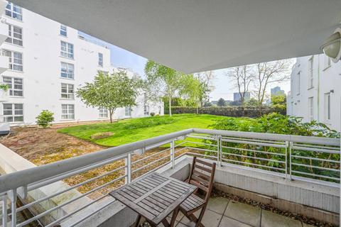 2 bedroom flat for sale, Barrier Point Road, Docklands, London, E16