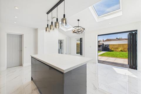 4 bedroom semi-detached house for sale, Daventry Road, Coventry CV3
