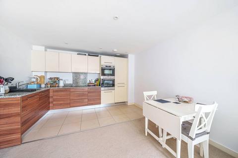 2 bedroom flat to rent, Howard Road, Stanmore, HA7
