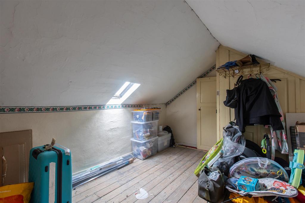 Castle Road 5 Attic-2.jpg