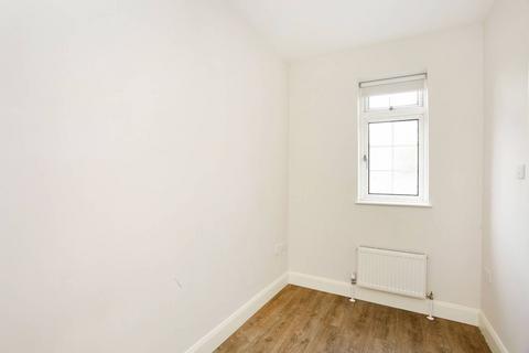 1 bedroom flat to rent, Greyhound Hill, Hendon, London, NW4