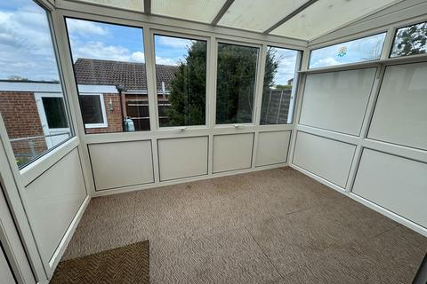2 bedroom semi-detached bungalow for sale, Leapingwell Lane, Buckingham MK18