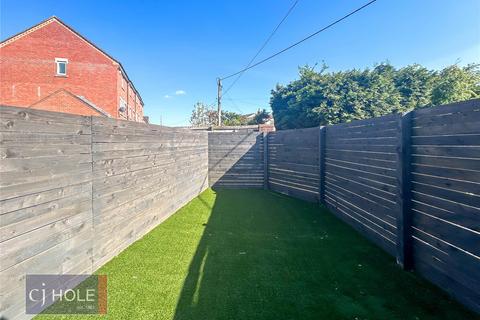 2 bedroom maisonette to rent, Hanham Road, Bristol BS15