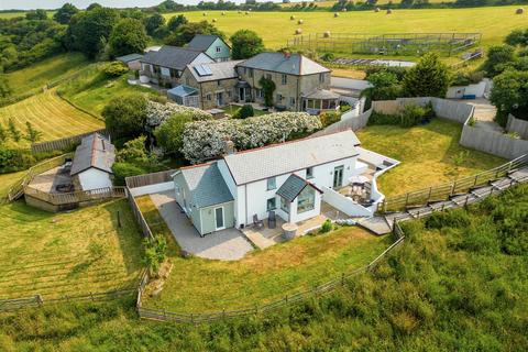 Coldharbour Farm Silverwell, Blackwater, Truro, TR4 8JE