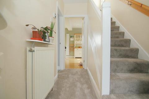34 Dragon Drive, Leeds, LS12 4AS