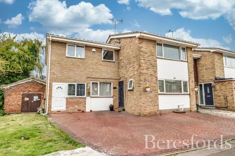 5 bedroom semi-detached house for sale, Wallasea Gardens, Chelmsford, CM1