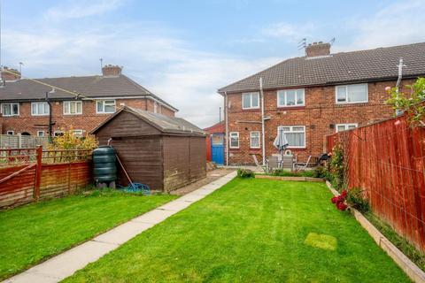 3 bedroom end of terrace house to rent, St. Philips Grove, York, YO30 6JP