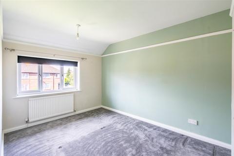 3 bedroom end of terrace house to rent, St. Philips Grove, York, YO30 6JP