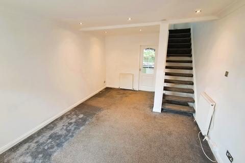 1 bedroom terraced house to rent, Munro Court, Clydebank, Dunbartonshire