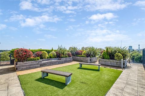 2 bedroom apartment for sale, Centric Close, Camden, London, NW1