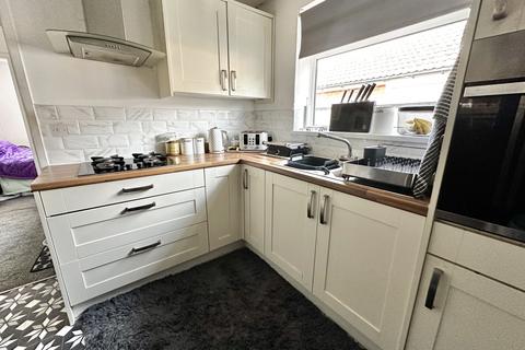 2 bedroom bungalow for sale, Pinewood Avenue, Thornton FY5