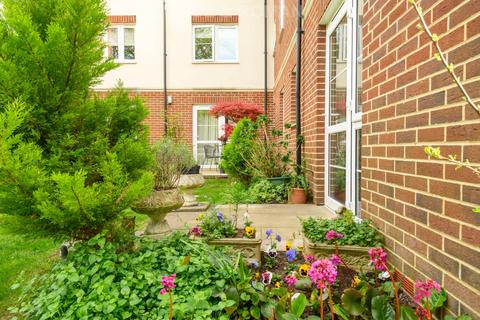 1 bedroom retirement property for sale, Park Hill Road, Epsom KT17