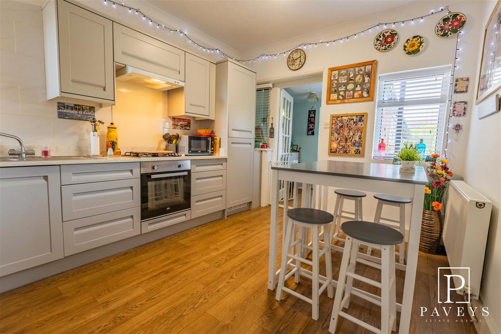 Kitchen breakfast room