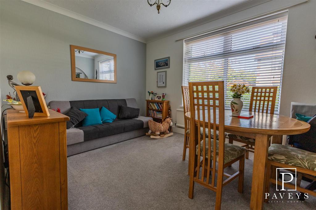 Bedroom four/dining room