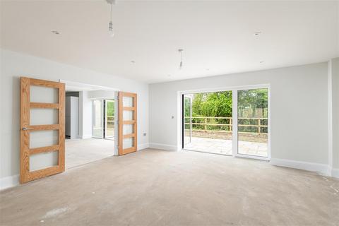 5 bedroom detached house for sale, Brockleaze, Neston, Corsham