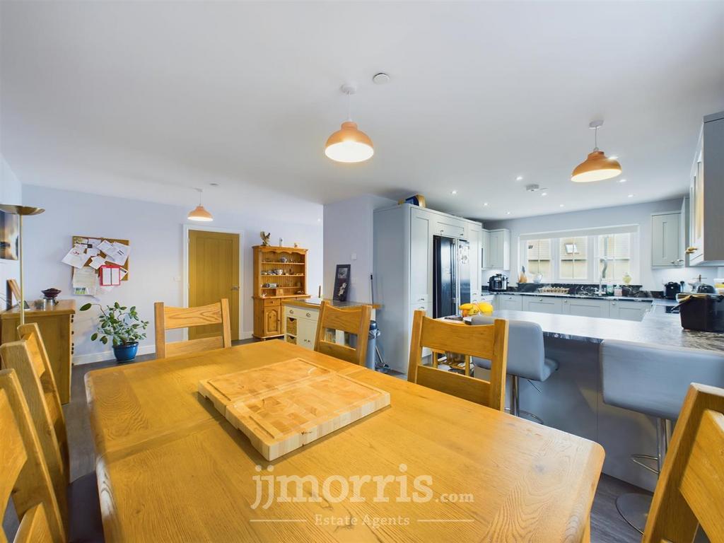 Dining/Family Area