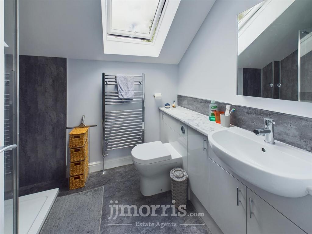 Ensuite Shower Room