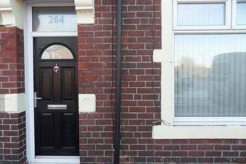 2 bedroom ground floor flat for sale, High Street East, Wallsend, Tyne and Wear, NE28 7RX