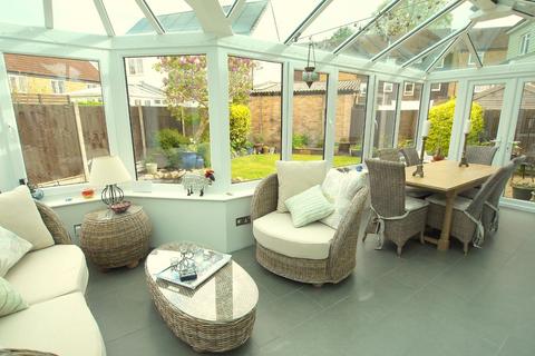 4 bedroom detached house for sale, Tilmans Mead, Farningham, DA4