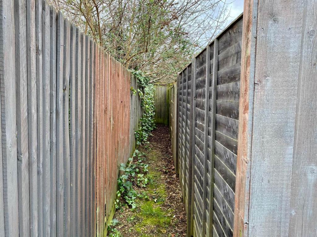 Back passage way