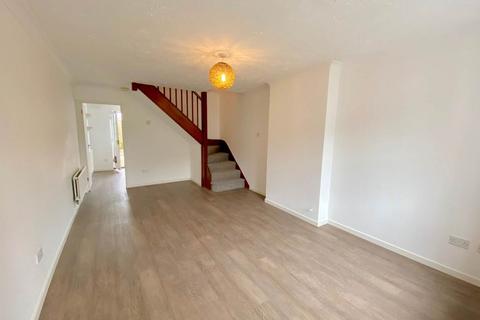 2 bedroom terraced house to rent, Hopkins Close, Cambridge, CB4