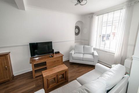 3 bedroom house to rent, Balaclava Street, St Thomas, Swansea